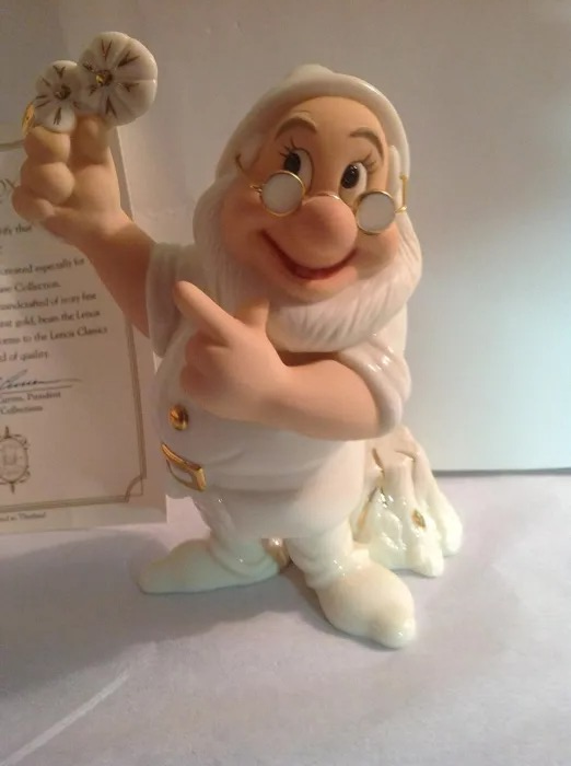 Lenox Snow White Disney Showcase Collection 1998″DOC Figurin… Lenox Snow White Disney Showcase Collection 1998″DOC Figurin…